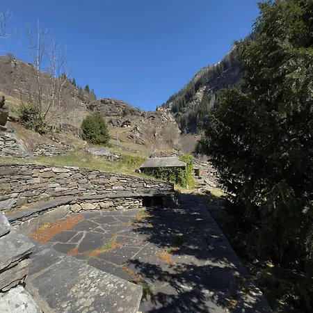 Private 3-story In Val Calanca, Ferienhaus