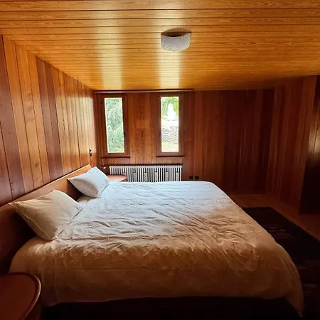 Feriehus Private 3-story In Val Calanca, Rossa