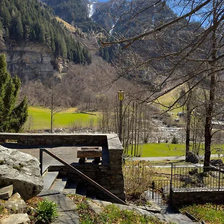 Private 3-story In Val Calanca, Ferienhaus Rossa