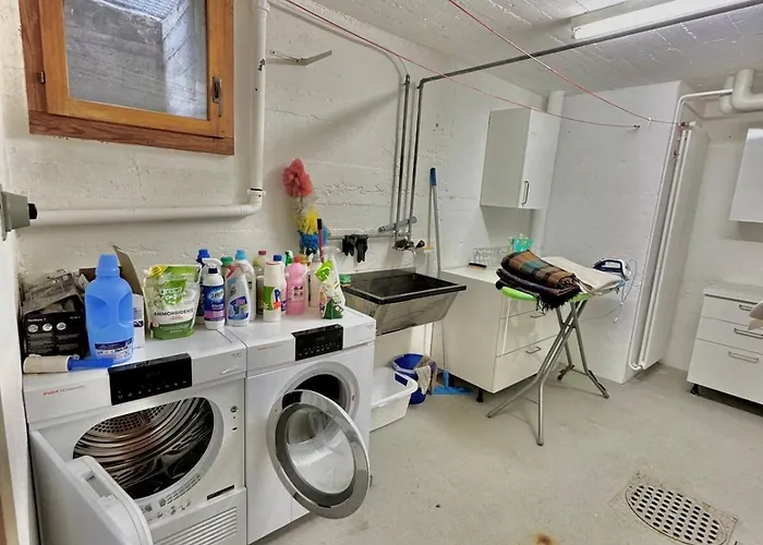 Feriehus Private 3-story In Val Calanca,