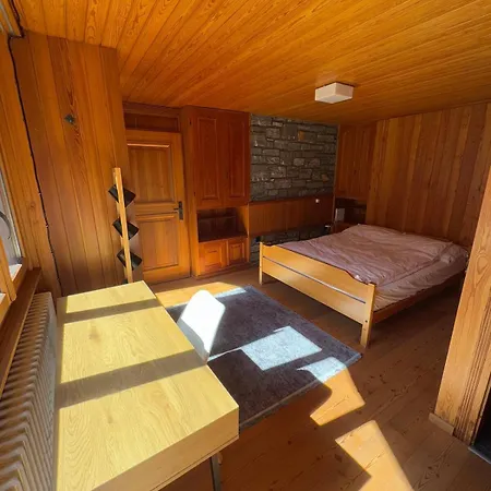 Private 3-story In Val Calanca, Feriehus Rossa