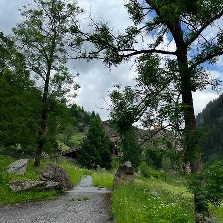 度假居 Private 3-story In Val Calanca,